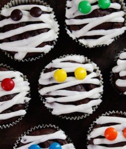 Mummy Cupcakes