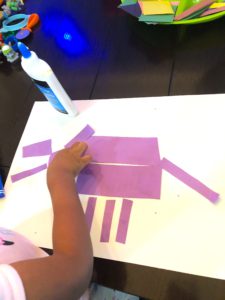 Looking For Easy Preschool Shape Activities? Well This Shape Activity for Preschoolers, Toddlers, and Kindergartners Will Be A Hit! Help Your Child Learn Shapes With This Awesome Learning Activity!