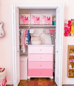 An Organized Closet for Kids is A Must to Get Your Family Life Organized. These Closet Organization Ideas Will Be A Perfect Storage Addition. Check them out! #closetorganizationideas #closetdesigns