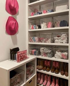 An Organized Closet for Kids is A Must to Get Your Family Life Organized. These Closet Organization Ideas Will Be A Perfect Storage Addition. Check them out! #closetorganizationideas #closetdesigns