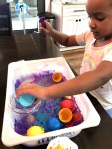 Looking for Sensory Activities That Toddlers Will Love? Well Check Out This Water Bead Sensory Bin Activity That Will Keep Your Child Occupied and Learning!