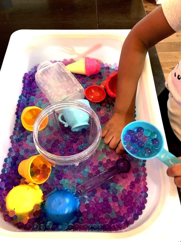 Looking for Sensory Activities That Toddlers Will Love? Well Check Out This Water Bead Sensory Bin Activity That Will Keep Your Child Occupied and Learning!