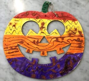 This Wood Jack-O_Lantern Halloween Craft For Kindergarten is so Simple! Halloween Crafts Are Awesome And This Activity Is One Of The Best For Creativity.
