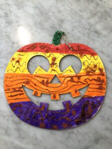 This Wood Jack-O_Lantern Halloween Craft For Kindergarten is so Simple! Halloween Crafts Are Awesome And This Activity Is One Of The Best For Creativity.