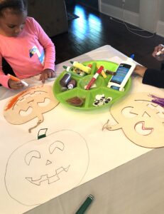 This Wood Jack-O_Lantern Halloween Craft For Kindergarten is so Simple! Halloween Crafts Are Awesome And This Activity Is One Of The Best For Creativity.