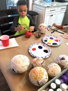 These Awesome Paper Mache Projects For Kids Will Be A Hit For Any Age Group! Whether It's A Solar System or An Animal, These Art Craft Projects Are A Must See! #solarsystemprojectsforkids #papermache