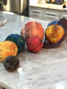 These Awesome Paper Mache Projects For Kids Will Be A Hit For Any Age Group! Whether It's A Solar System or An Animal, These Art Craft Projects Are A Must See! #solarsystemprojectsforkids #papermache