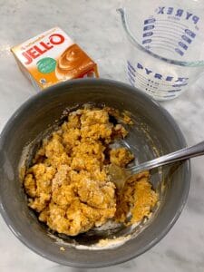 How-to-make-fall-play-dough-for-kids